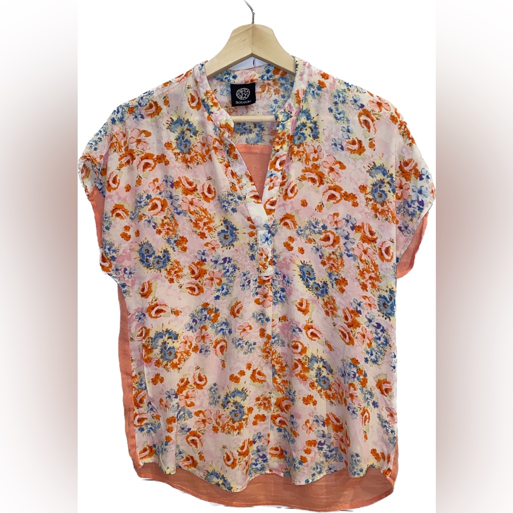 Bobeau Floral Shirt Womens MediumPreowned Euc Bobeau Floral Shirt Womens MediumPreowned Euc